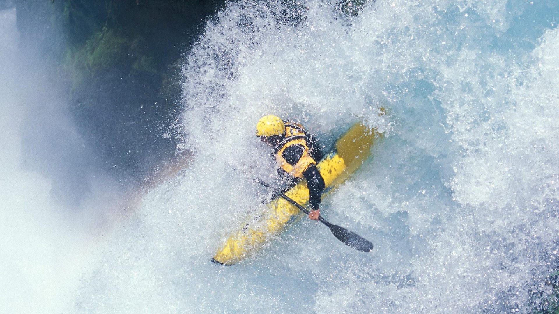 爱游戏中国-球迷体验升级:多平台同步直播与互动新模式,两个平台如何同步直播